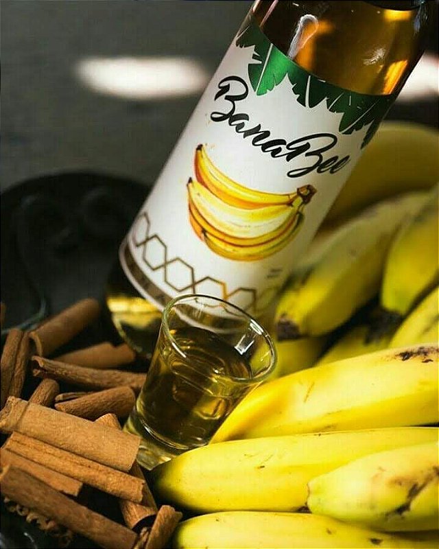 BanaBee - Cachaça com Banana,Mel,Canela 700ml
