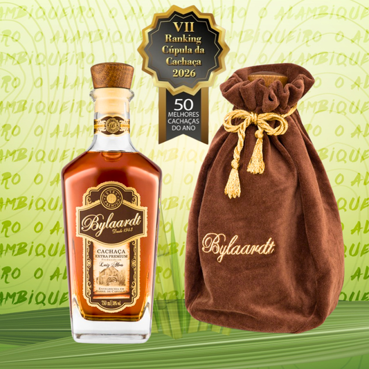 Cachaça Bylaardt Carvalho Francês Extra Premium 18 anos 750ml