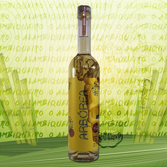 Cachaça Arbórea  Blend Amburana e Carvalho 700ml